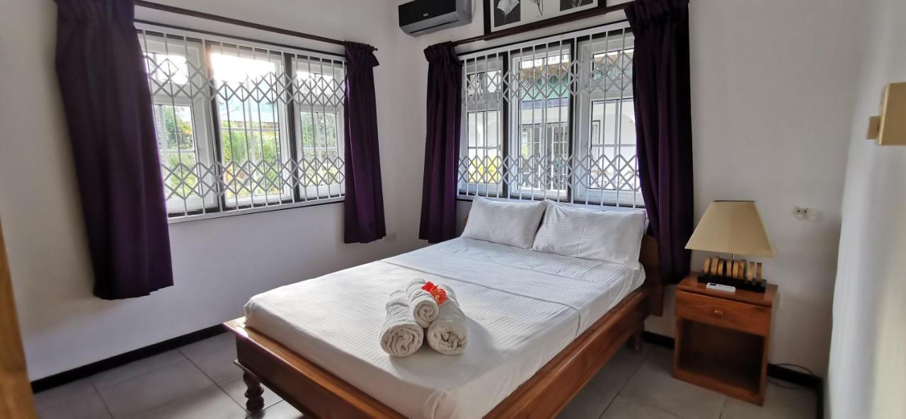 Chez Marva Grande Villa Corossol 3 A 12 Personnes La Digue Dış mekan fotoğraf